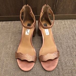 I.N.C. Women's Sparkly Scallop Chunky Heel Sandals